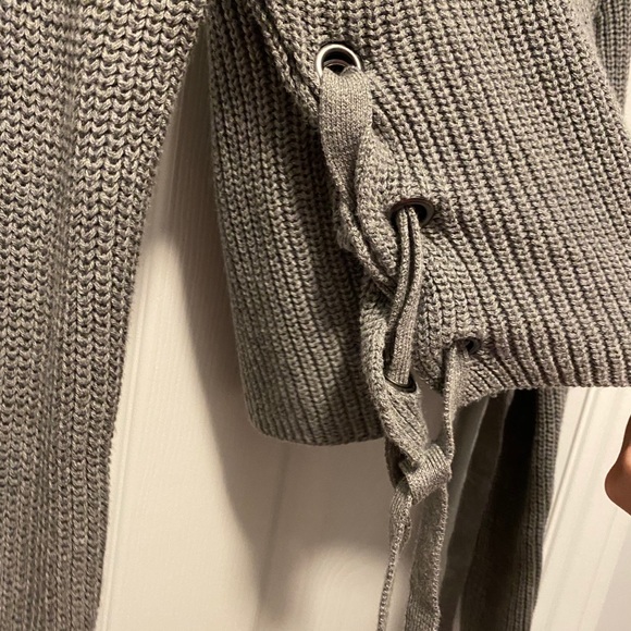 Braided cropped knit - Picture 2 of 2